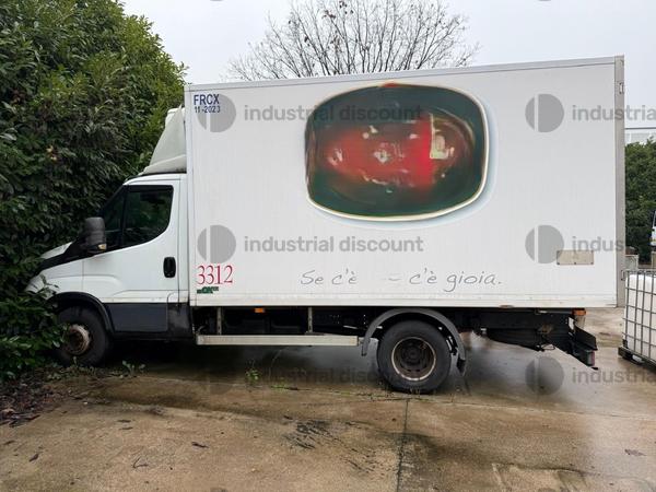 9#9826 Autocarro Iveco Daily in vendita - foto 1