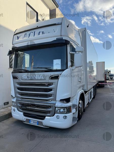 Autocarri in vendita