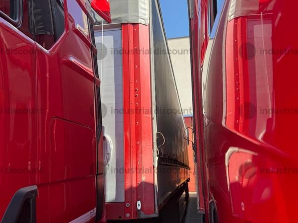 Rimorchi e semirimorchi in vendita