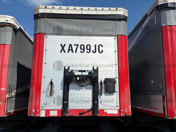 Rimorchi e semirimorchi in vendita