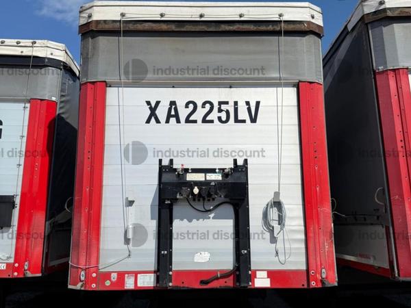 Rimorchi e semirimorchi in vendita