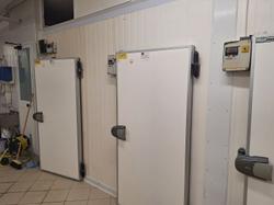 Celle frigo in vetroresina con centrale frigo - Lotto 1 (Asta 9843)