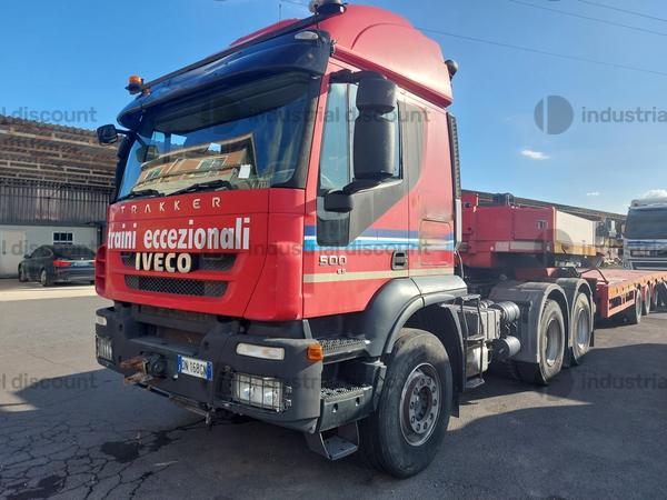 11#9846 Trattore stradale Iveco in vendita - foto 1