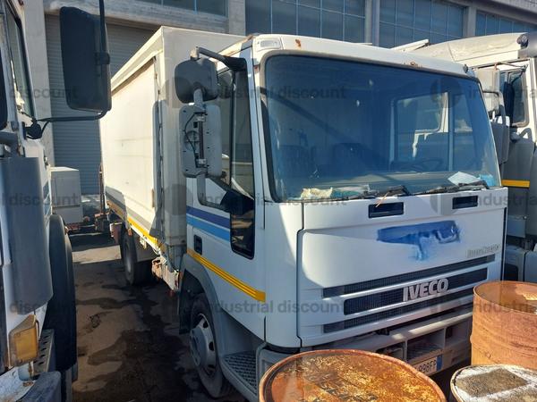 17#9846 Autocarro Iveco in vendita - foto 2