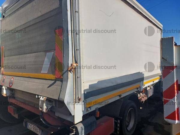 17#9846 Autocarro Iveco in vendita - foto 4