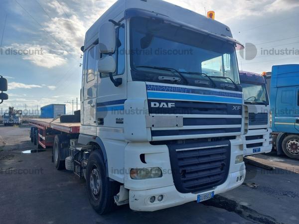 7#9846 Trattore stradale DAF in vendita - foto 2