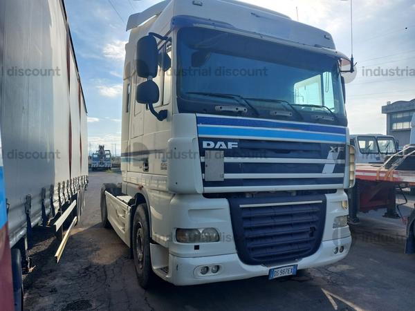 8#9846 Trattore stradale DAF in vendita - foto 2