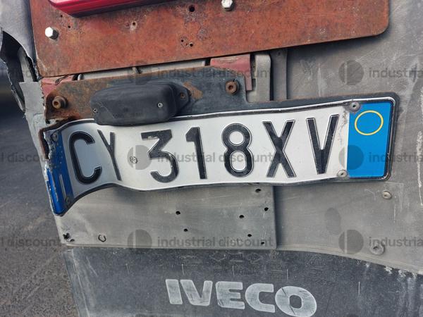 9#9846 Trattore stradale Iveco in vendita - foto 4