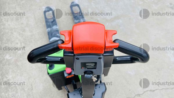 30#9851 FREUTEK NNT0019 Transpallet elettrico 1500 kg - 115mm in vendita - foto 9