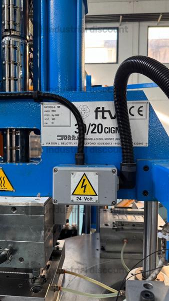 1#9856 Pressa Turra Cigno 30/20 ad iniezione verticale in vendita - foto 7