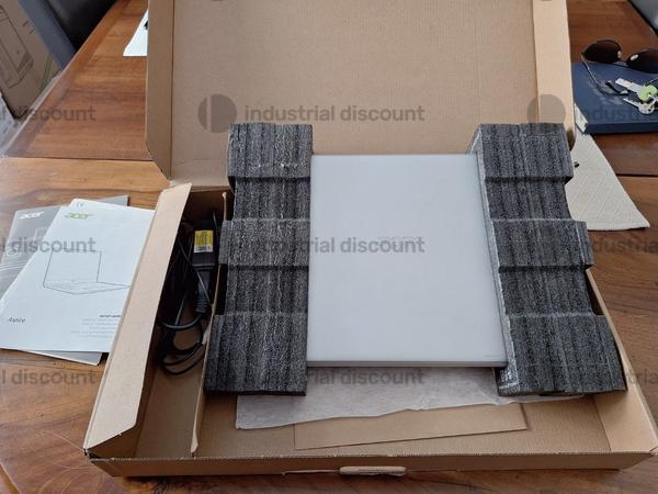 10#9860 PC portatile e cellulari in vendita - foto 2