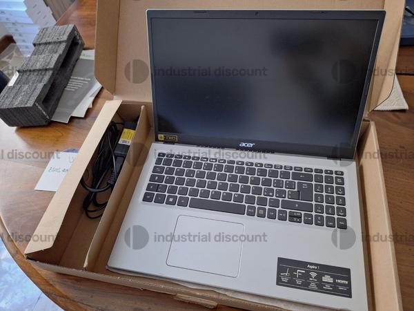 10#9860 PC portatile e cellulari in vendita - foto 5