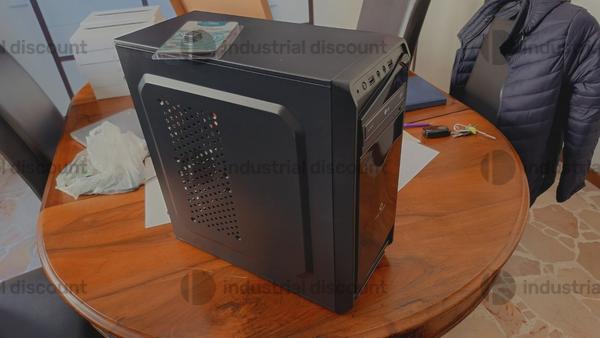 7#9860 PC Desktop LG e fotocamera Nikon in vendita - foto 7