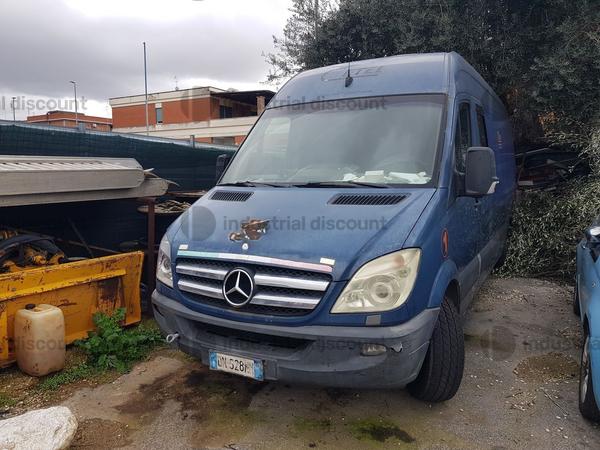 1#9863 Furgone Mercedes Daimler in vendita - foto 2