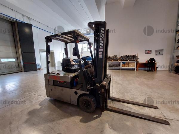 12#9875 Carrello sollevatore elettrico NISSAN in vendita - foto 4