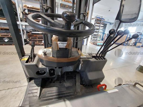 12#9875 Carrello sollevatore elettrico NISSAN in vendita - foto 6