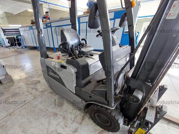 21#9875 Carrello sollevatore Nissan in vendita - foto 4