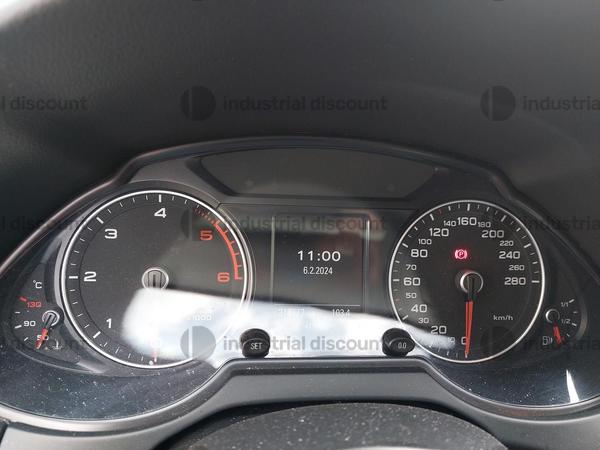 29#9875 Autovettura Audi Q5 in vendita - foto 4