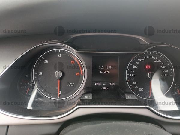 30#9875 Autovettura Audi A4 in vendita - foto 5