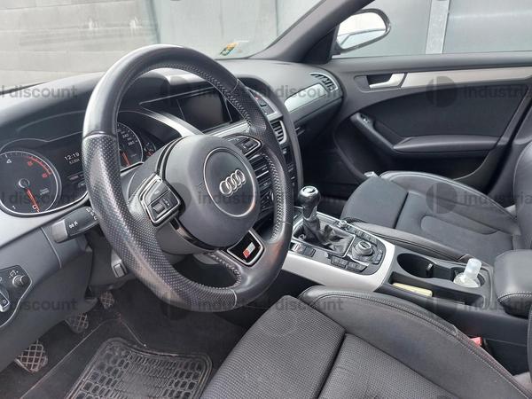 30#9875 Autovettura Audi A4 in vendita - foto 6