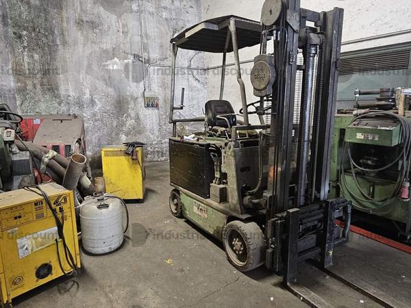 42#9878 Mezzi di sollevamento e spazzatrice in vendita - foto 23