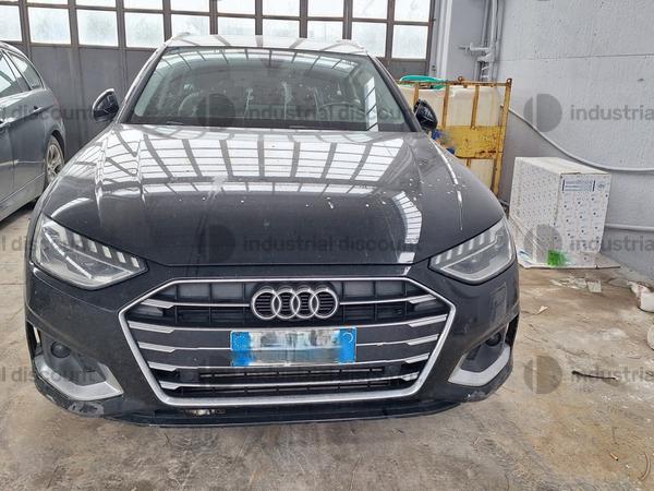 61#9878 Autovettura Audi A4 in vendita - foto 2