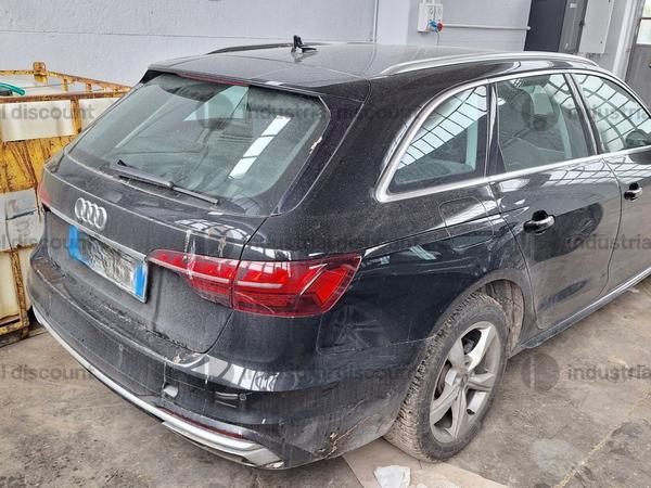 61#9878 Autovettura Audi A4 in vendita - foto 4