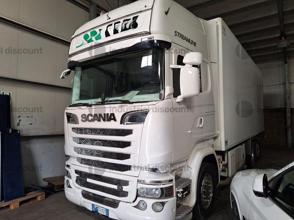 2#9879 Trattore stradale Scania e Semirimorchio isotermico Schmitz in vendita - foto 1