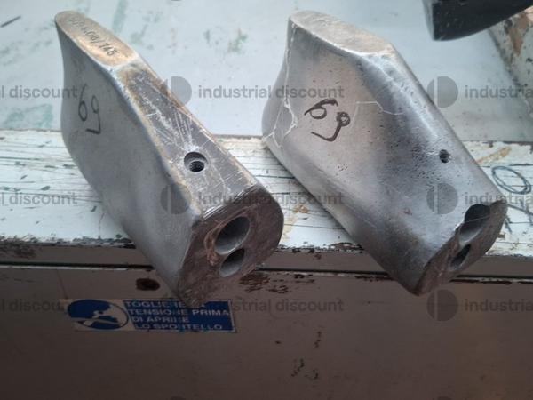 14#9883 Arredamento ed attrezzature per laboratorio calzaturiero in vendita - foto 60