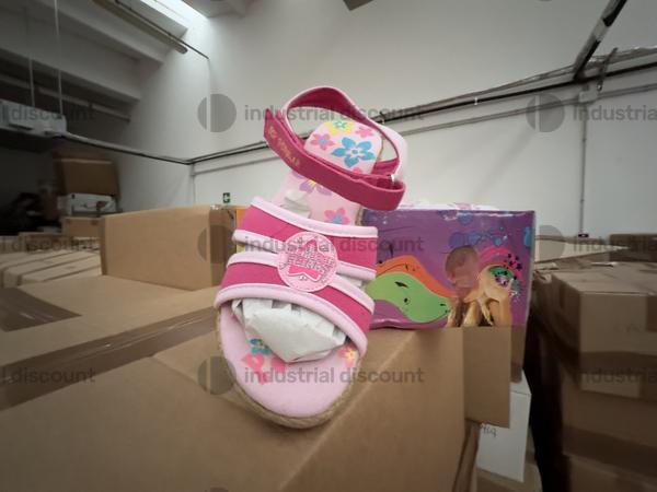 2#9883 Calzature e tomaie in vendita - foto 10