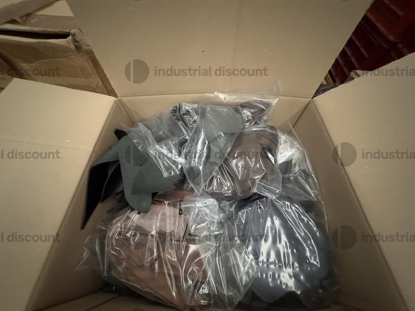 3#9883 Pellame ed accessori per produzione calzaturiera in vendita - foto 8