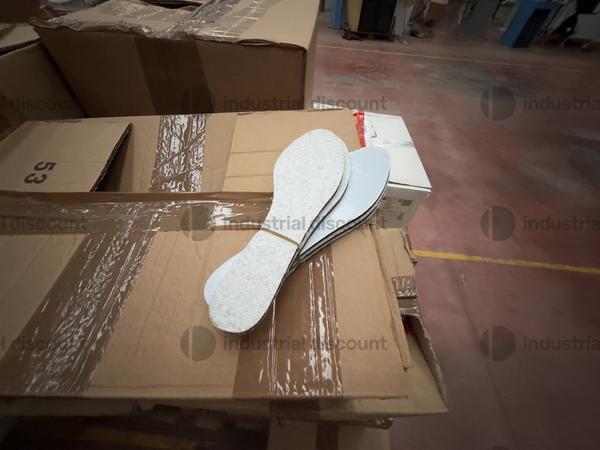 3#9883 Pellame ed accessori per produzione calzaturiera in vendita - foto 10