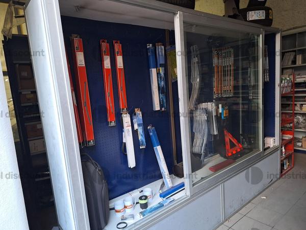 5#9895 Ricambi, scaffalature e attrezzature varie in vendita - foto 4