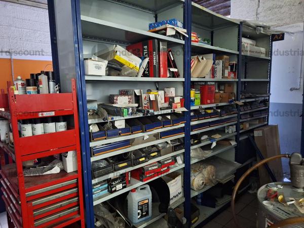 5#9895 Ricambi, scaffalature e attrezzature varie in vendita - foto 8