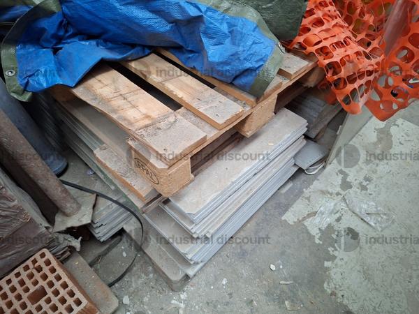 5#9897 Attrezzatura varia da cantiere in vendita - foto 34