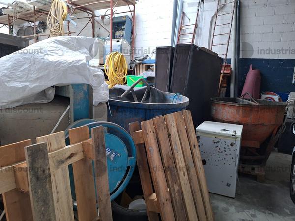 5#9897 Attrezzatura varia da cantiere in vendita - foto 66