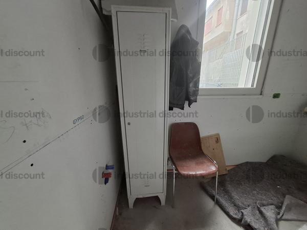 6#9897 Attrezzatura varia da cantiere, materiale  da elettricista ed arredo spogliatoio in vendita - foto 7