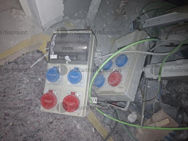 6#9897 Attrezzatura varia da cantiere, materiale  da elettricista ed arredo spogliatoio in vendita - foto 10