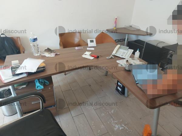 1#9898 Arredo uffici, apparecchiature elettroniche e impianti in vendita - foto 2