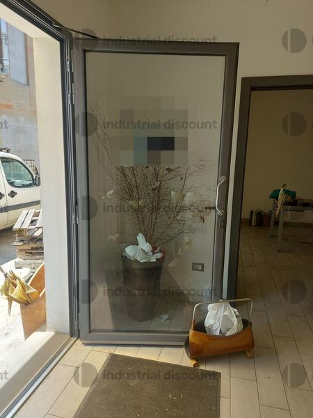 1#9898 Arredo uffici, apparecchiature elettroniche e impianti in vendita - foto 25