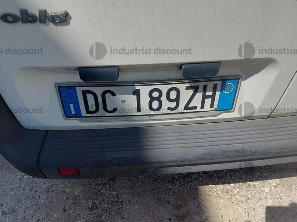 46#9898 Autocarro Fiat Doblò in vendita - foto 2