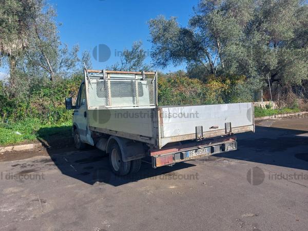 39#9900 Autocarro  Iveco in vendita - foto 3