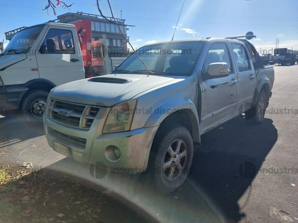 51#9900 Autocarro Isuzu in vendita - foto 2