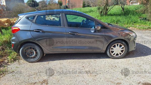 1#9908 Autovettura Ford Fiesta in vendita - foto 2