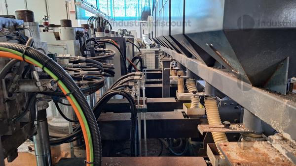 104#9909 Macchina stampaggio suole in vendita - foto 8