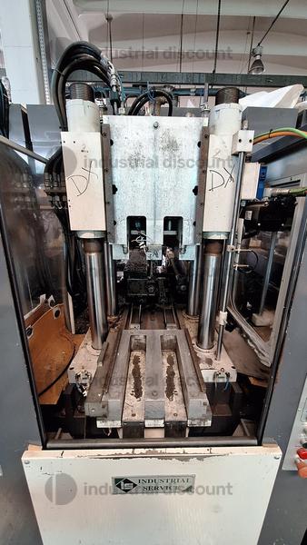 105#9909 Macchina stampaggio suole in vendita - foto 4