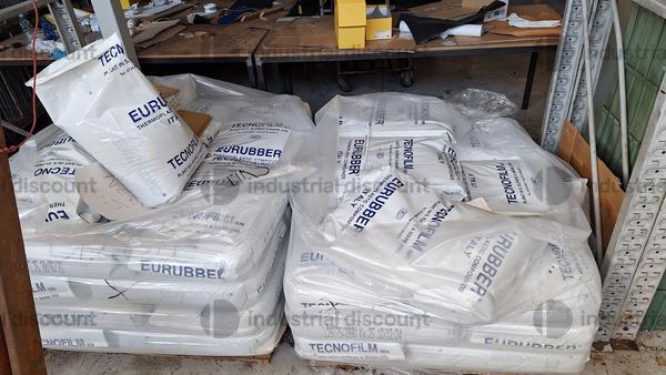159#9909 Materie prime per stampaggio plastica in vendita - foto 14