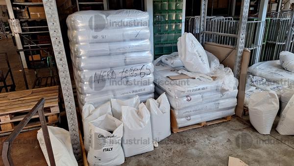 159#9909 Materie prime per stampaggio plastica in vendita - foto 18