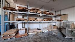 Pellame gropponi e guardoli di cuoio - Lotto 177 (Asta 9909)