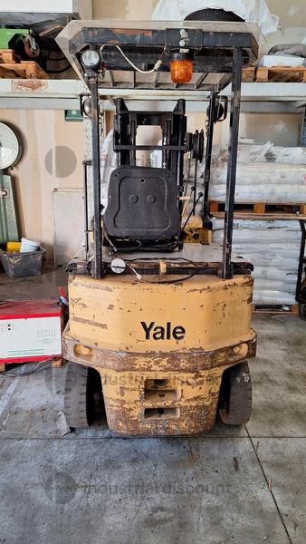 95#9909 Carrello elevatore Yale in vendita - foto 3